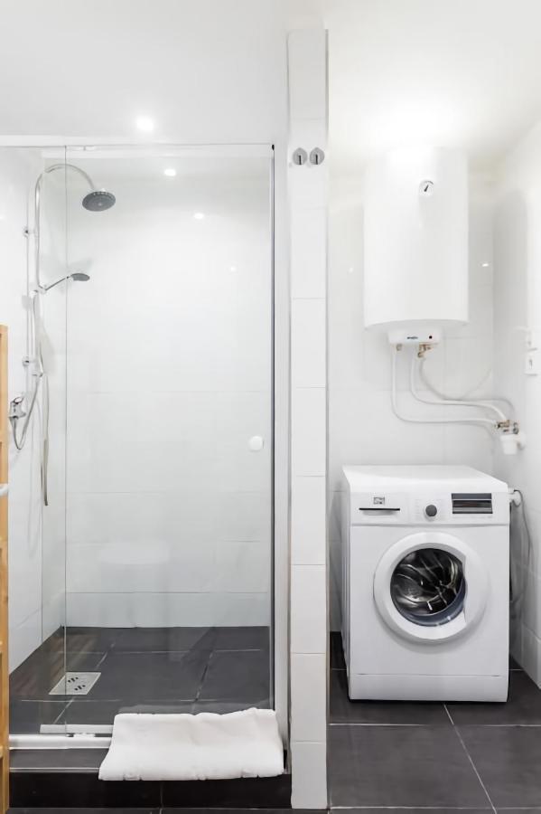 Akacfa 62 Dowtown 2Br Wifi+Ac Lejlighed Budapest Eksteriør billede