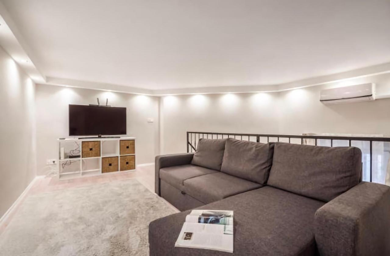 Akacfa 62 Dowtown 2Br Wifi+Ac Lejlighed Budapest Eksteriør billede
